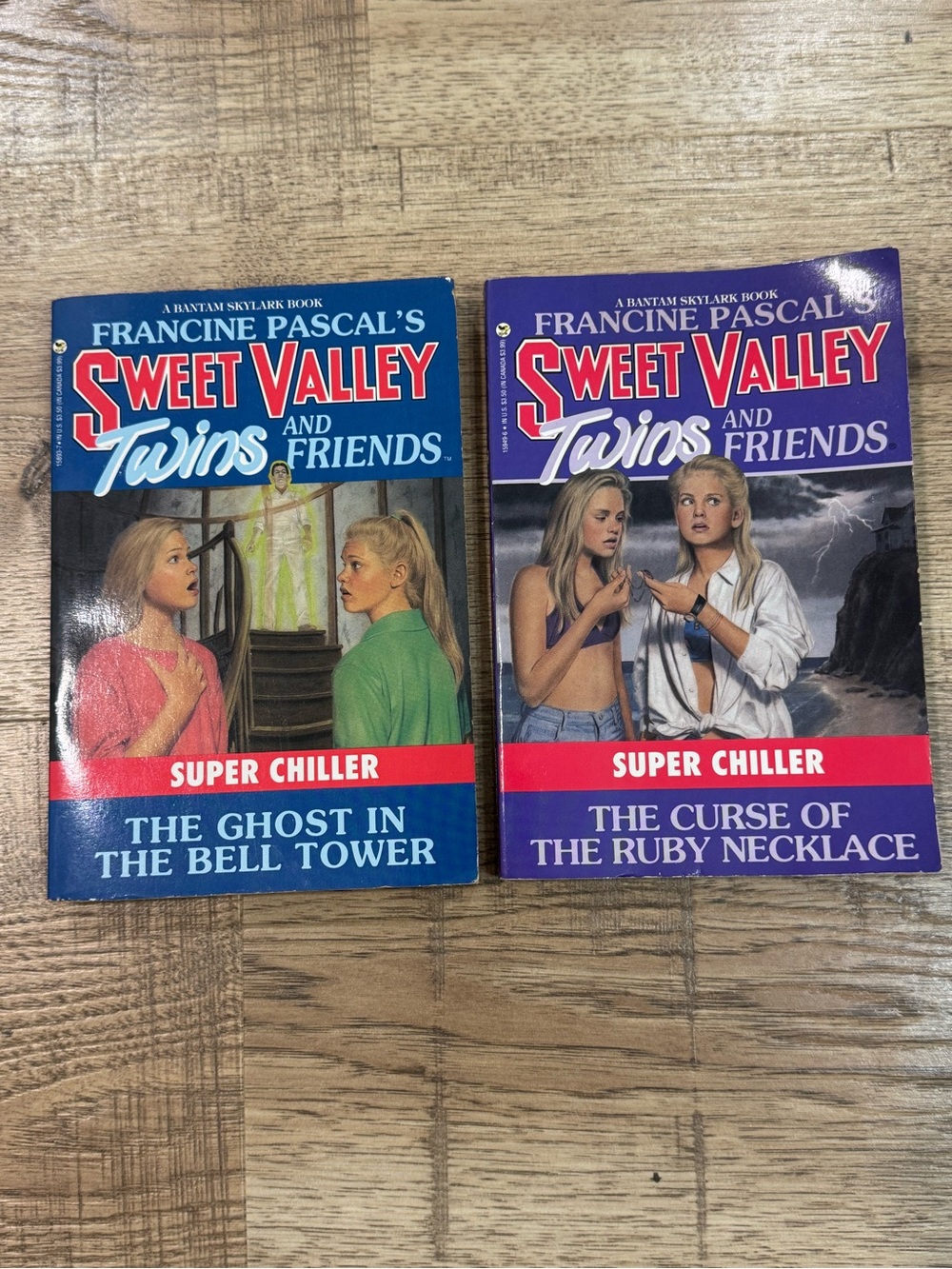 Sweet Valley Twins and Friends Super Chiller - Blue & Purple Covers
